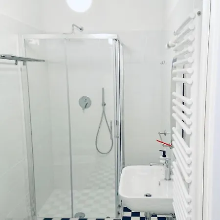 Maison Blue Con Patio Apartment *